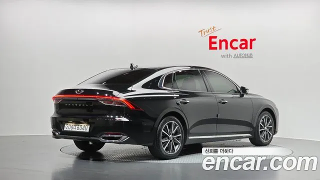 Фотография автомобиля — Hyundai Grandeur Grandeur (New)