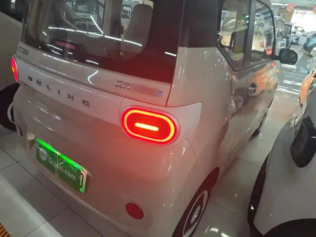 Wuling Hongguang Mini EV — Фото автомобиля 7