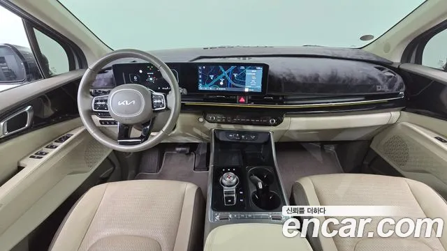 Kia Carnival Generation 4 — Фото автомобиля 10