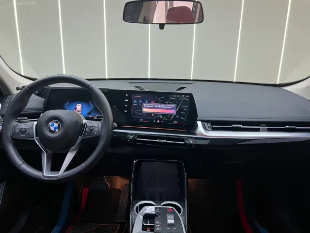 BMW X1 — Фото автомобиля 6