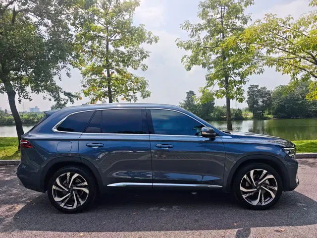 Geely Xingyue L — Фото автомобиля 4