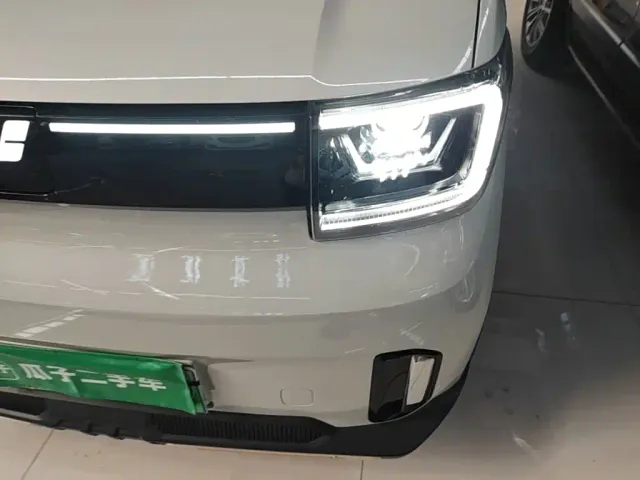 Wuling Hongguang Mini EV — Фото автомобиля 23