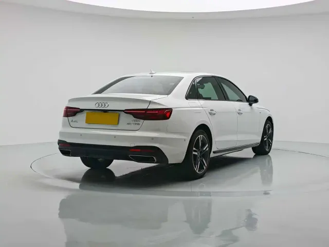 Audi A4L — Фото автомобиля 5