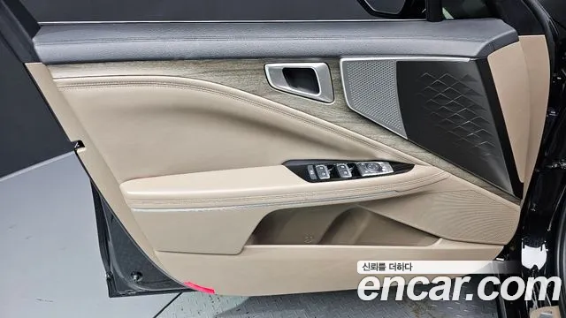 Kia K8 Hybrid — Фото автомобиля 13