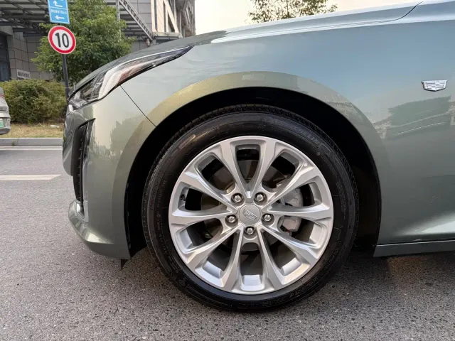 Cadillac CT5 — Фото автомобиля 17