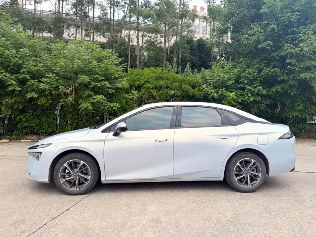 GAC Aion S MAX — Фото автомобиля 4