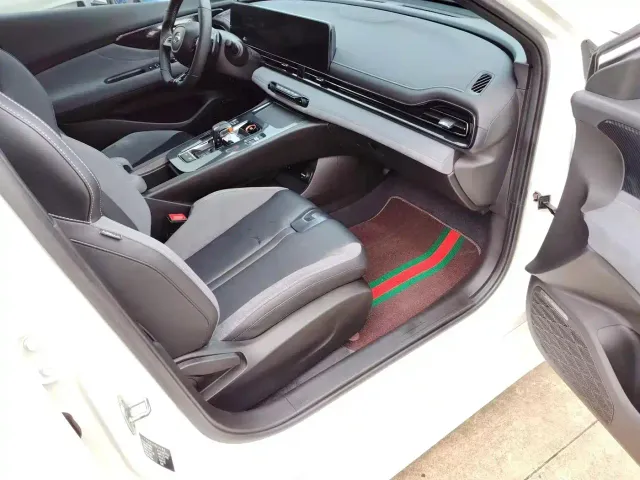 GAC Trumpchi Emkoo — Фото автомобиля 13