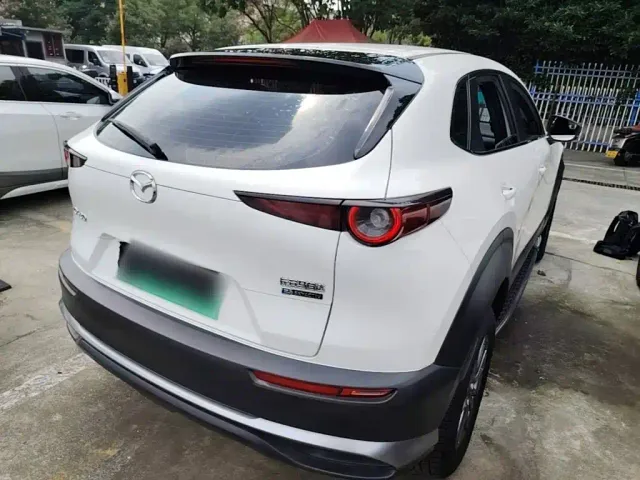 Mazda CX-30 EV — Фото автомобиля 6