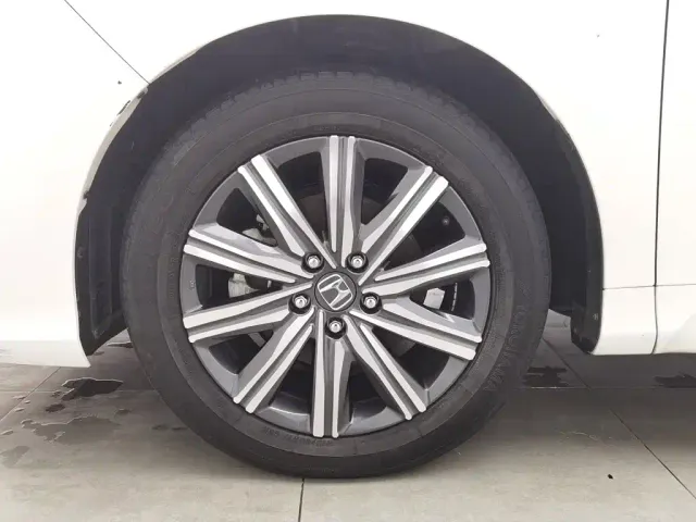 Honda Odyssey — Фото автомобиля 17