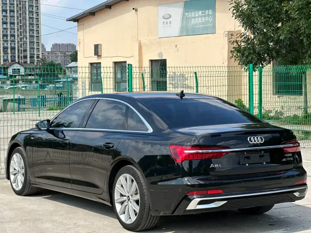 Audi A6L — Фото автомобиля 7