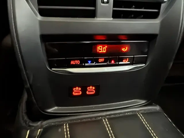 BMW 3 Series — Фото автомобиля 17