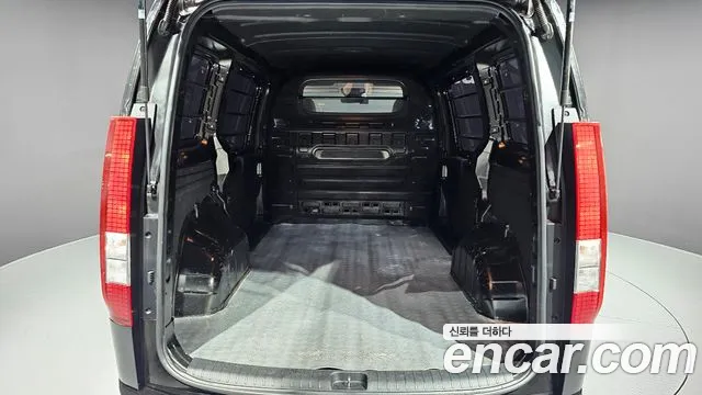Hyundai Staria Staria Карго 3 места — Фото автомобиля 20