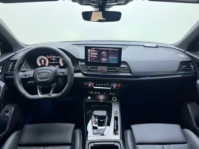 Audi Q5L — Фото автомобиля 6