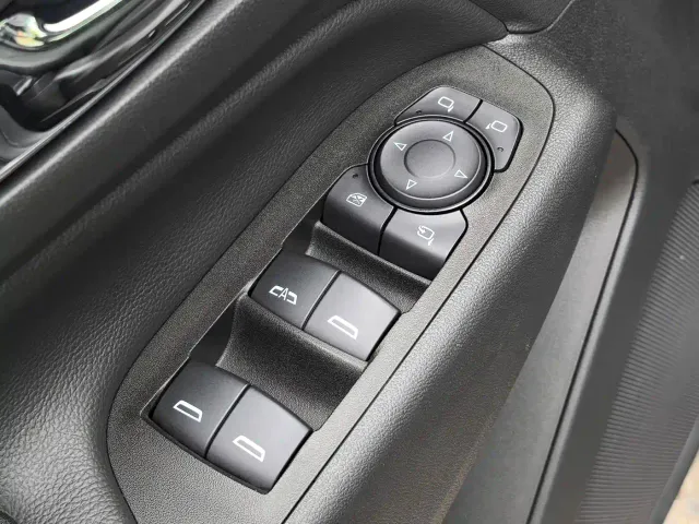 Chevrolet Equinox — Фото автомобиля 20