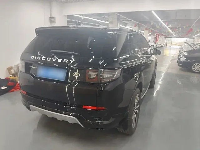 Land Rover Discovery Sport — Фото автомобиля 4
