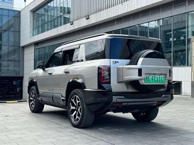 BYD FangChengBao Leopard 8 — Фото автомобиля 5
