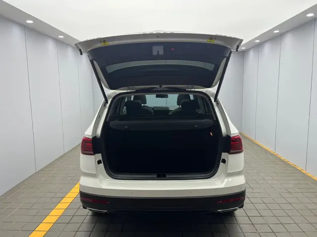Volkswagen Tharu — Фото автомобиля 18