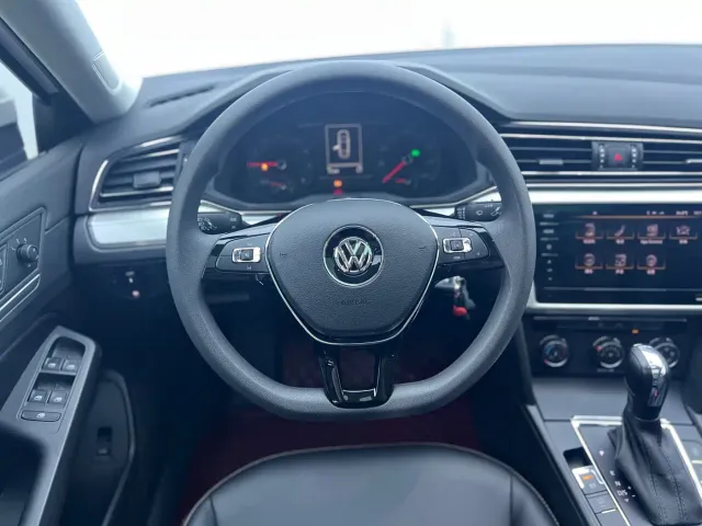 Volkswagen Lamando — Фото автомобиля 20