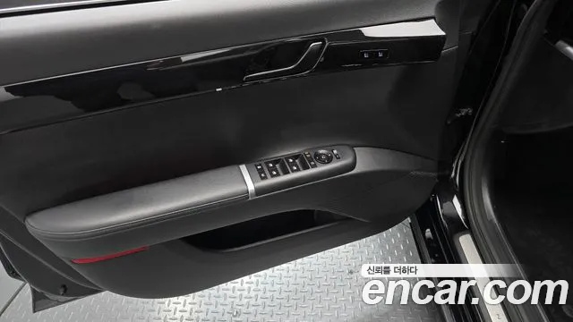 Hyundai Grandeur GN7 — Фото автомобиля 13
