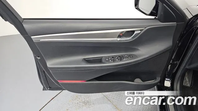 Hyundai Grandeur Grandeur (New) — Фото автомобиля 13