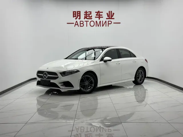 Фотография автомобиля — Mercedes-Benz A-Class