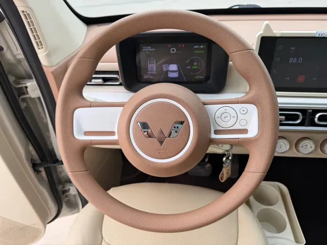 Wuling Hongguang Mini EV — Фото автомобиля 9