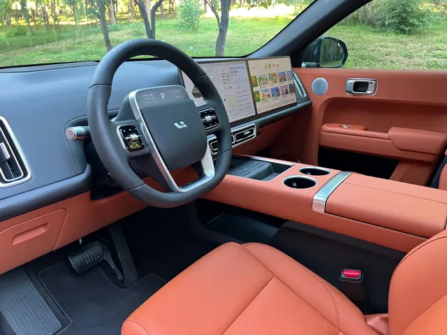 Li Auto L7 — Фото автомобиля 6