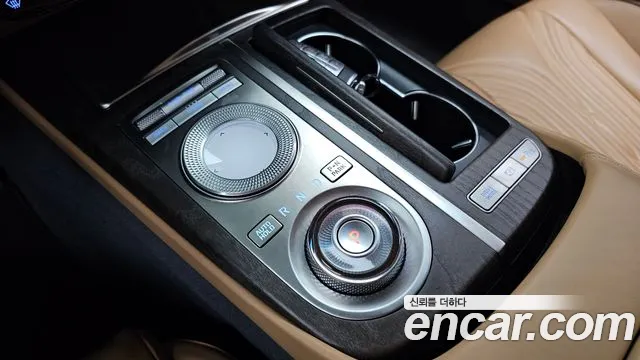 Genesis G80 RG3 — Фото автомобиля 12