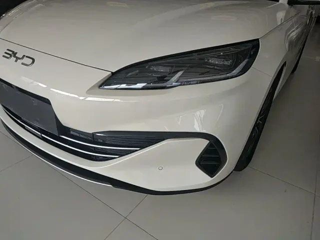 BYD Seal 06 — Фото автомобиля 23