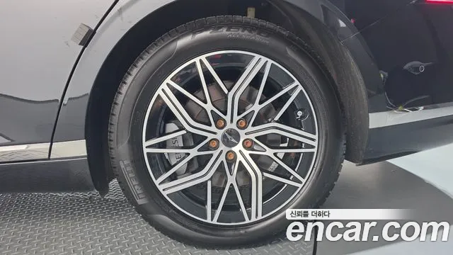 Genesis G90 RS4 — Фото автомобиля 6