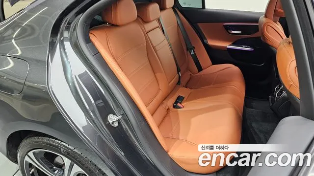 Mercedes-Benz C-Class — Фото автомобиля 11