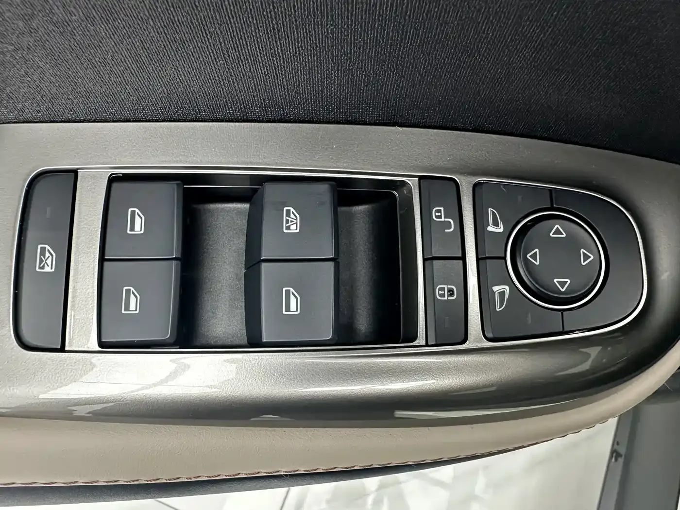 BYD Dolphin 2025 420km Freedom Edition — Фото автомобиля 12