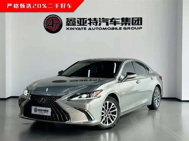 Lexus ES — Фото автомобиля 3