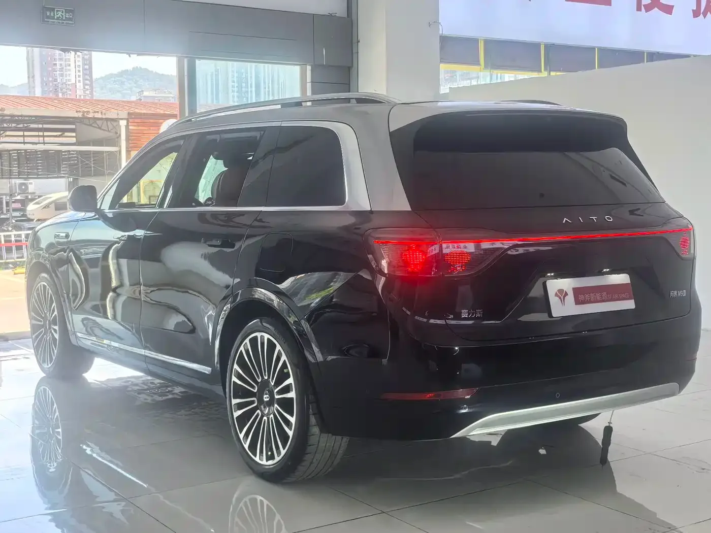 AITO Wenjie AITO M9 2024 Pure Electric Ultra 100kWh 6-Seater — Фото автомобиля 3