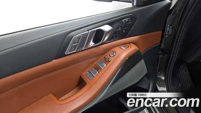 BMW X7 G07 — Фото автомобиля 27