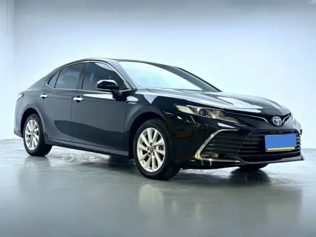 Toyota Camry — Фото автомобиля 3