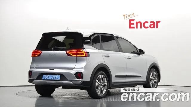 Kia Niro Niro Plus Air — Фото автомобиля 2