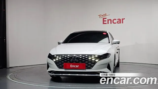 Hyundai Grandeur Новый Grandeur IG — Фото автомобиля 3