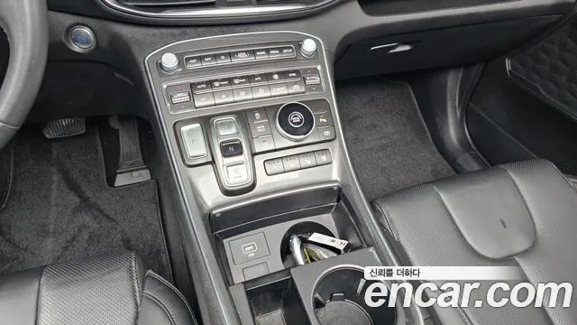 Hyundai Santafe Новый Santa Fe Бензин 2.5T 2WD — Фото автомобиля 9