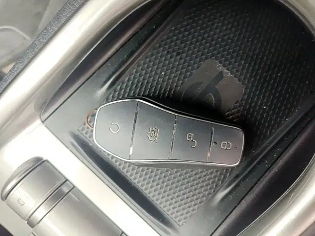 BYD Dolphin — Фото автомобиля 8