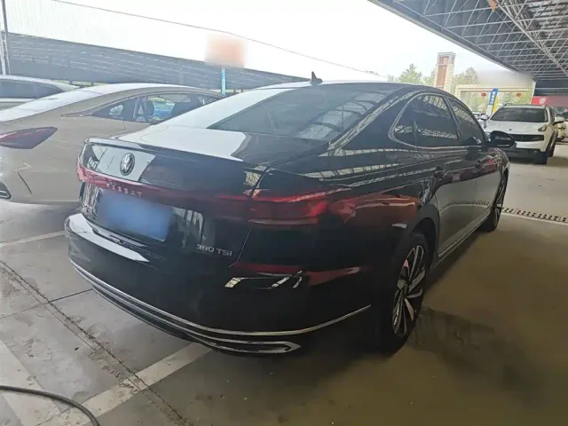 Volkswagen Passat — Фото автомобиля 6