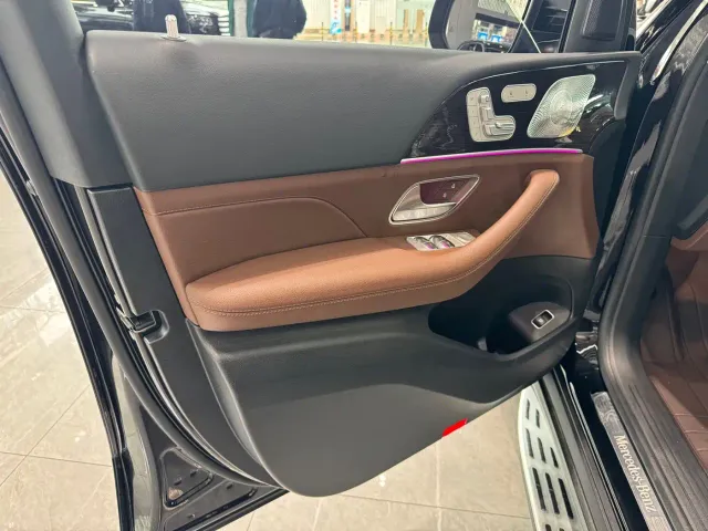 Mercedes-Benz GLE-Class — Фото автомобиля 7