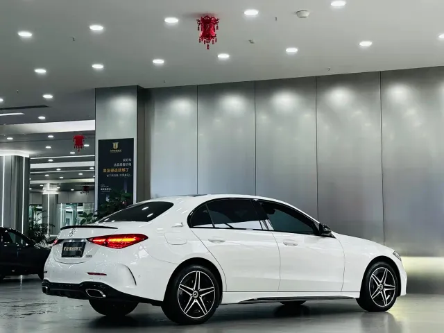 Mercedes-Benz C-Class — Фото автомобиля 7
