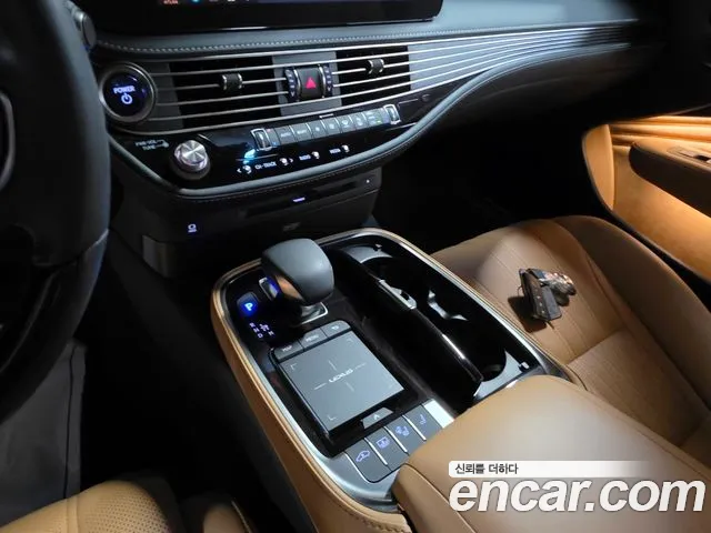 Lexus LS LS500h 5th Gen — Фото автомобиля 9