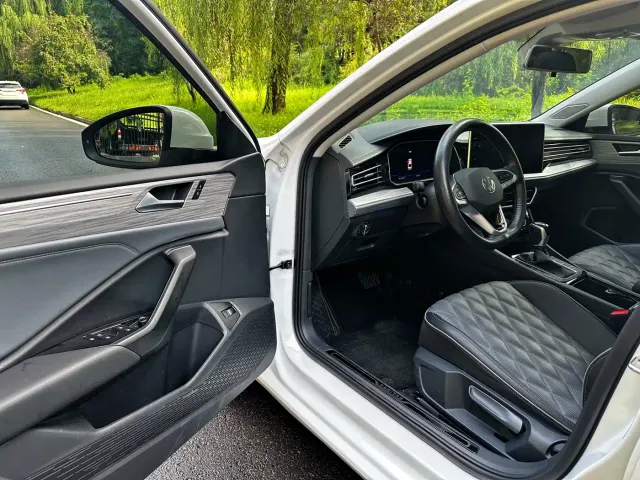Volkswagen Sagitar — Фото автомобиля 7