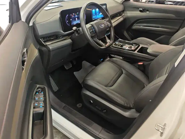 Ford Lingrui — Фото автомобиля 15
