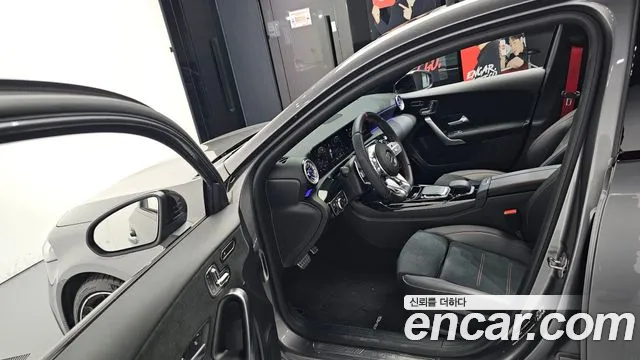 Mercedes-Benz A-Class — Фото автомобиля 10