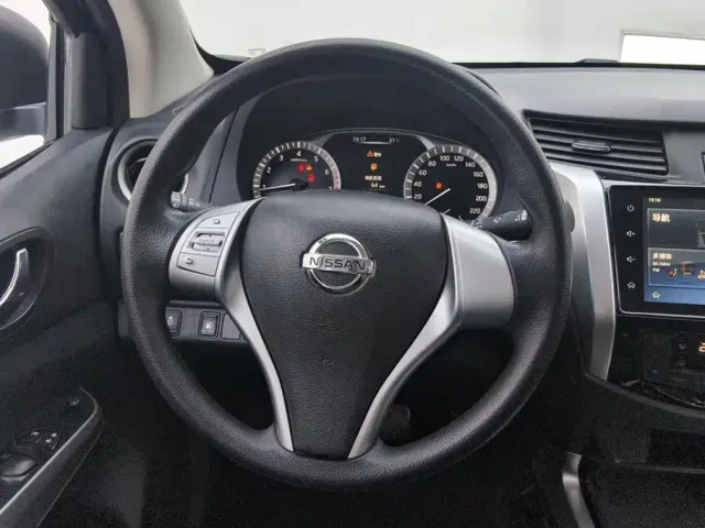 Nissan Terra — Фото автомобиля 15