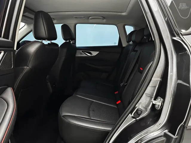 Changan CS35 Plus — Фото автомобиля 23