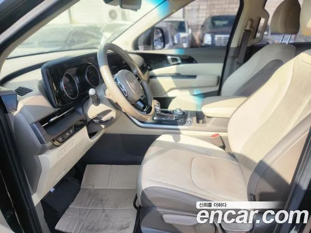 Kia Carnival Generation 4 — Фото автомобиля 7